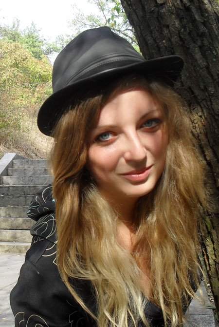 russiangirlslooking.com - how to meet friend