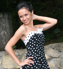 introductions_woman - russiangirlslooking.com