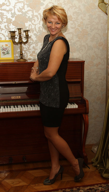 russiangirlslooking.com - top 100 hottest woman